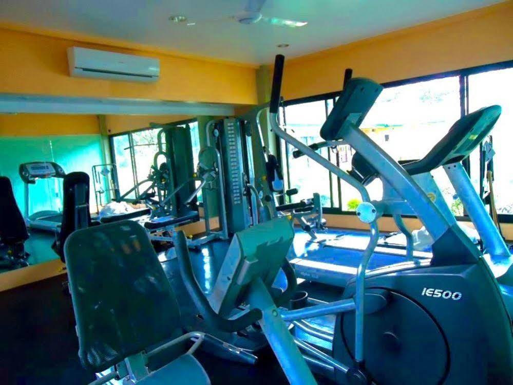 Luisita Central Park Hotel Tarlac City Екстериор снимка